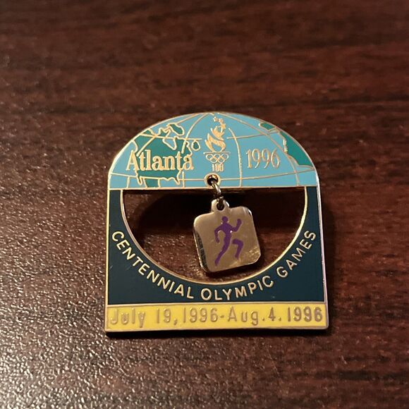 Vintage 1996 Atlanta Summer Olympics Running Track Event Charm Lapel Hat‎ Pin - Picture 1 of 3